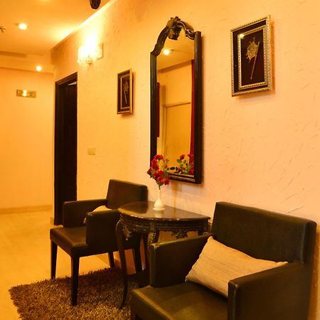 Hotel Shanti Palace West Patel Nagar Nova Deli Exterior foto